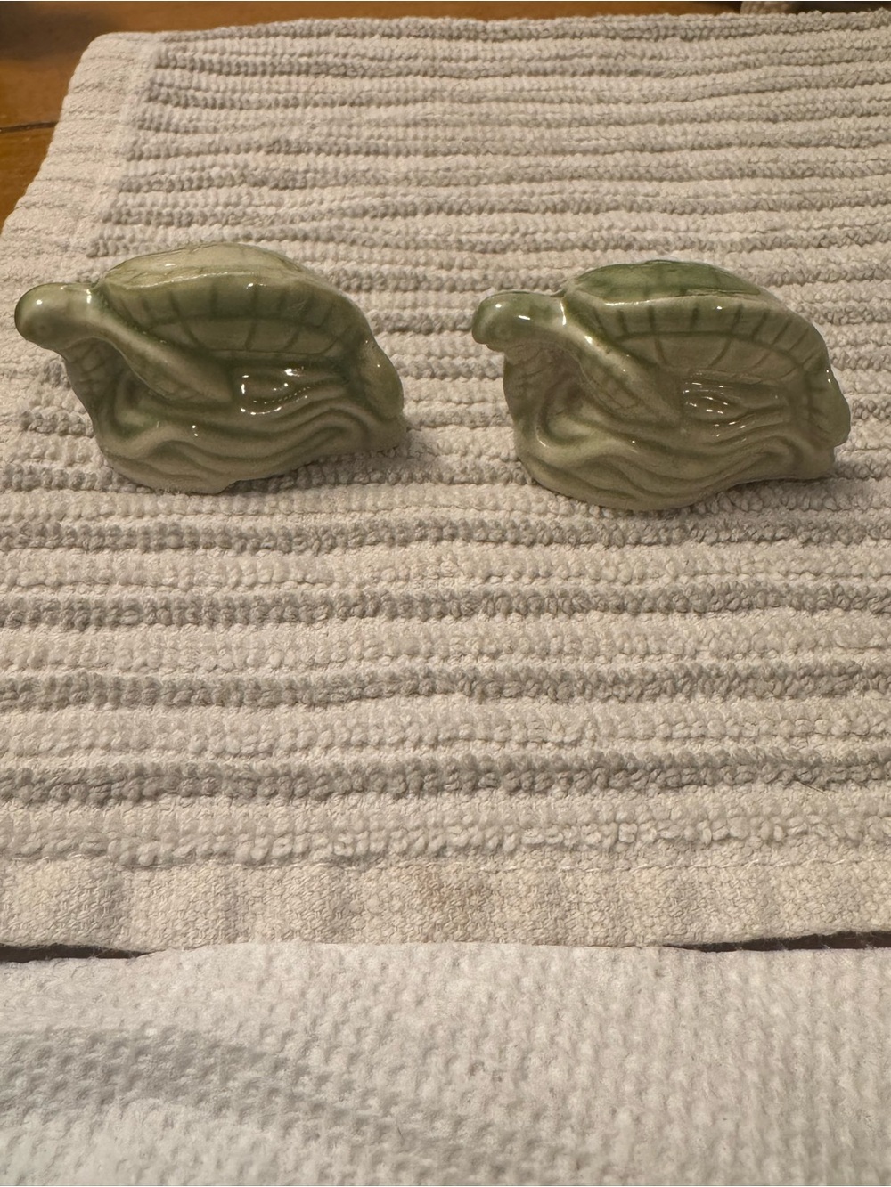 Bundle of Wade Ceramic Turtle/Tortoise Figurines - Picture 10 of 12